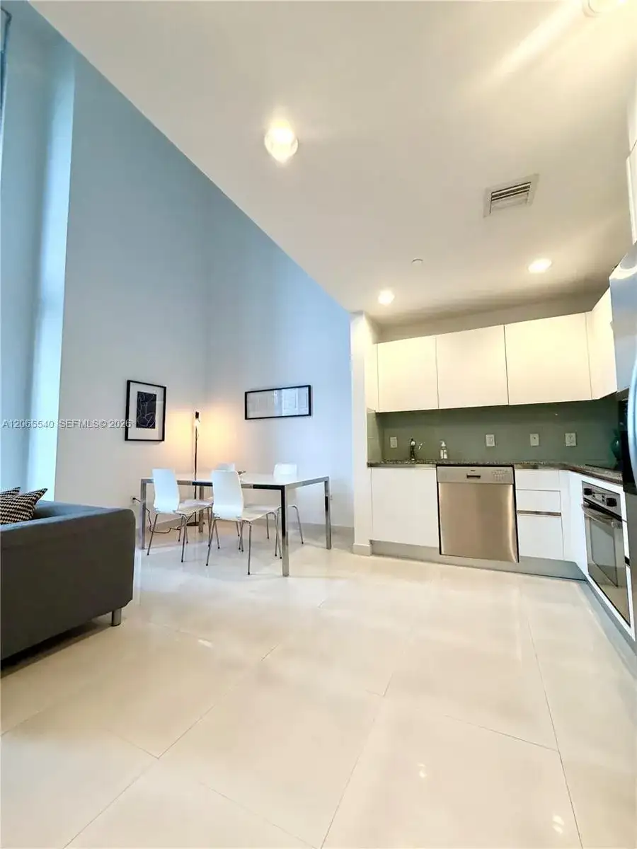 1050 Brickell Ave # 206, Miami FL 33131 photo 5