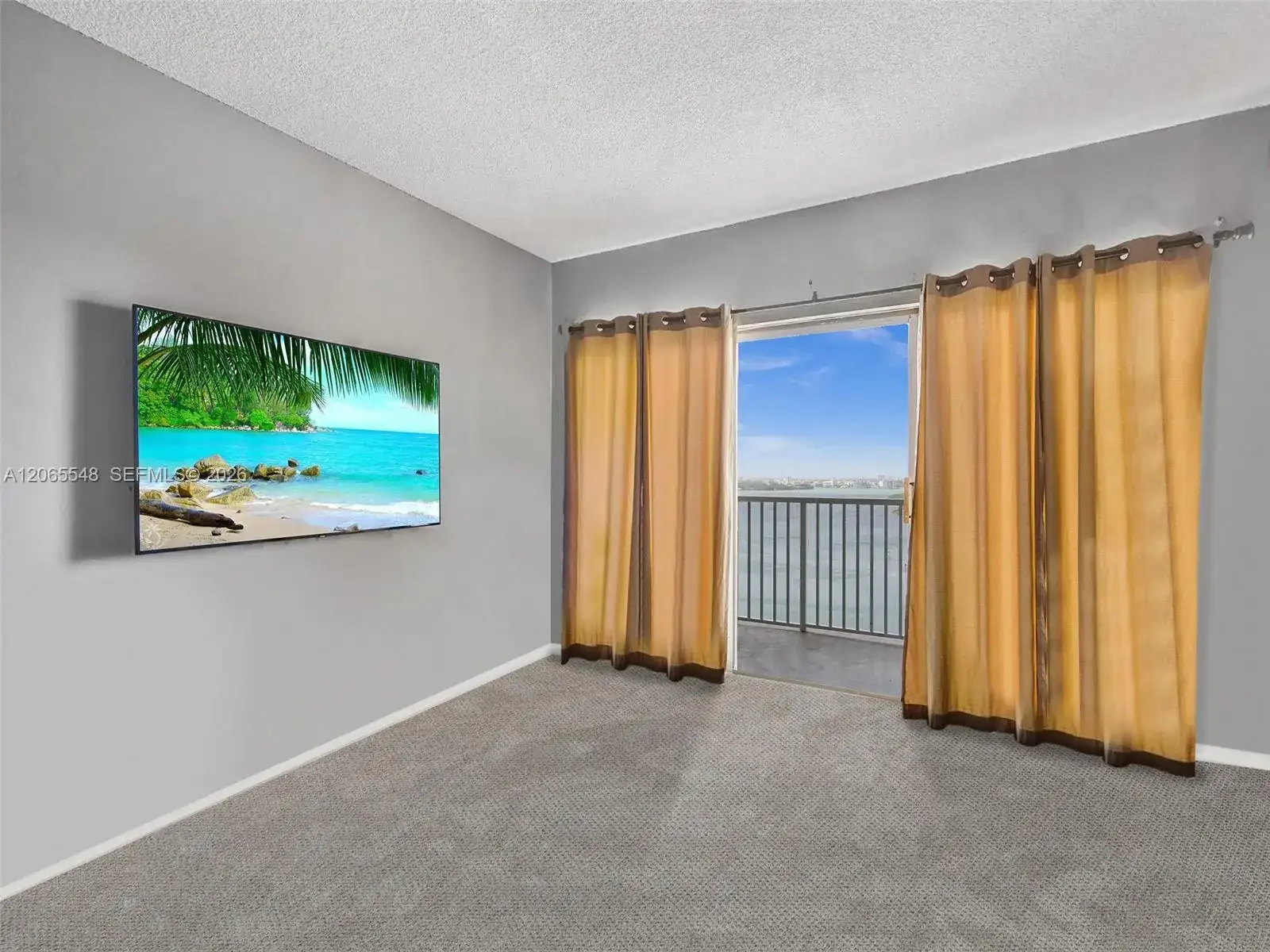 300 Bayview Dr # 1914, Sunny Isles Beach FL 33160 photo 4