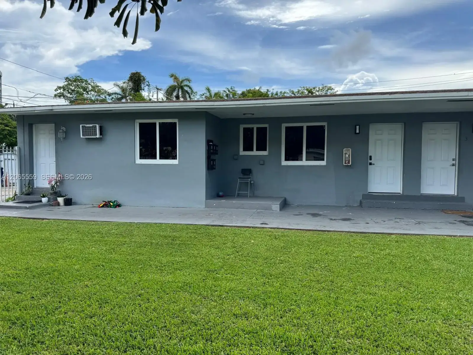 1864 NW 28th St, Miami FL 33142 photo 4