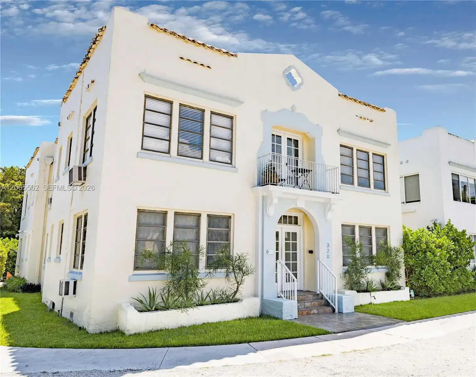320 Mendoza Ave # 11, Miami FL 33134
