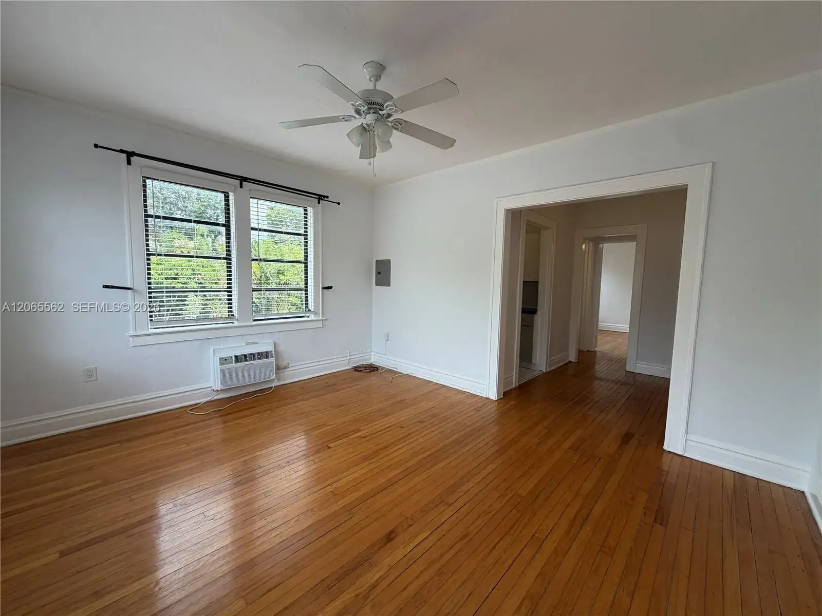320 Mendoza Ave # 11, Miami FL 33134 photo 2
