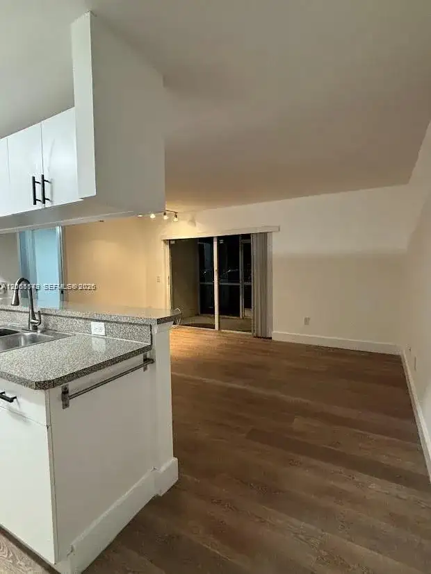 460 S Park Rd # 101, Hollywood FL 33021 photo 2