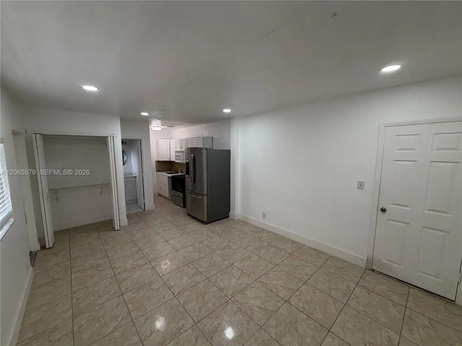 5803 Buchanan St, Hollywood FL 33021 photo 3