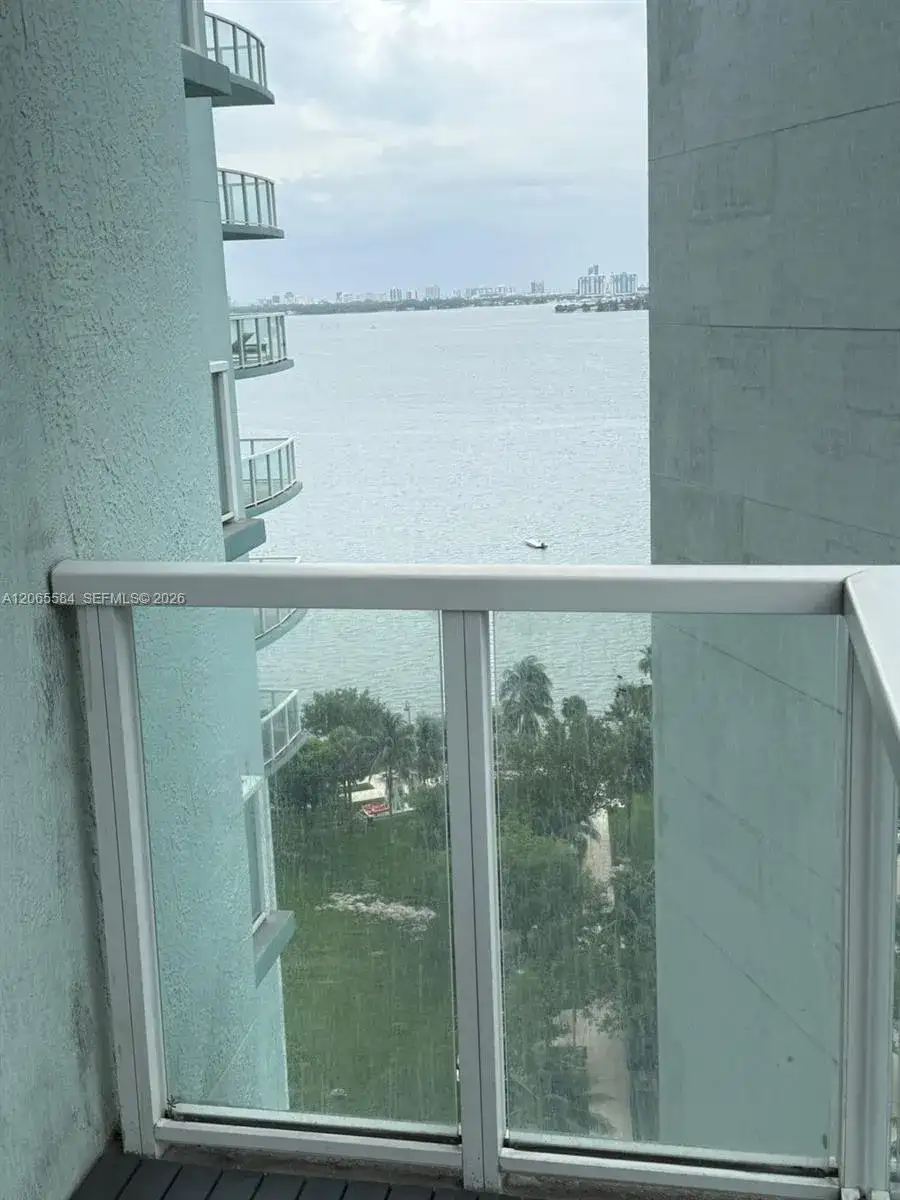 1900 N Bayshore Dr # 1707, Miami FL 33132 photo 5