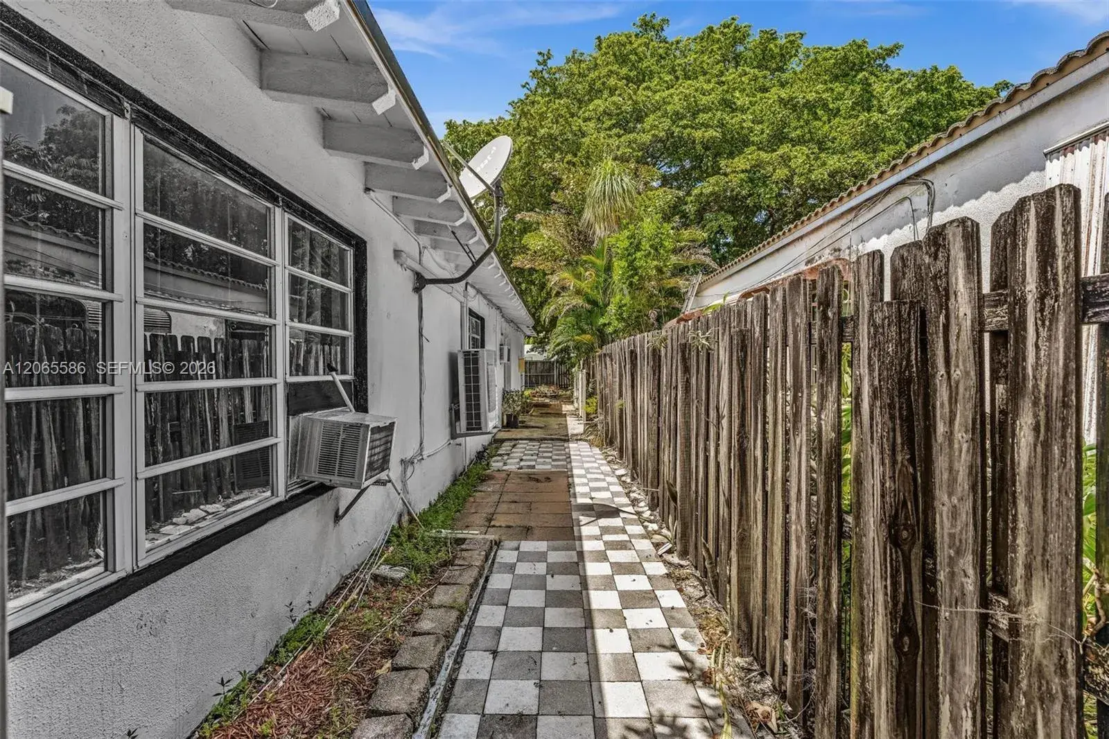 1943 Rodman St, Hollywood FL 33020