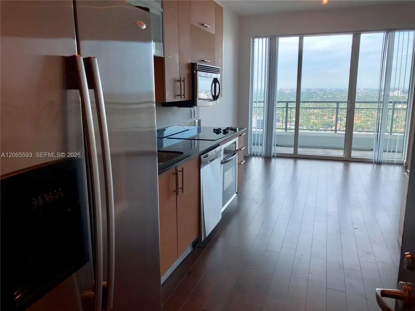 60 SW 13th St # 2519, Miami FL 33130 photo 2