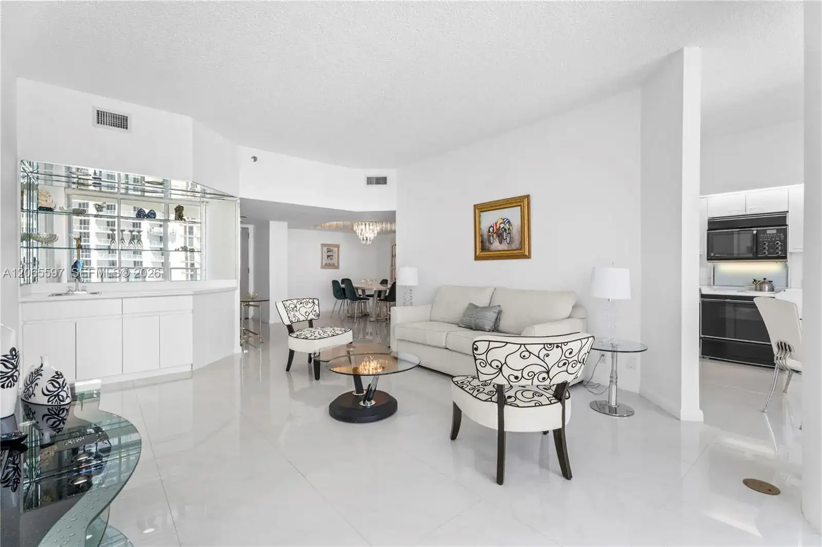 16485 Collins Ave, Sunny Isles Beach FL 33160 photo 3