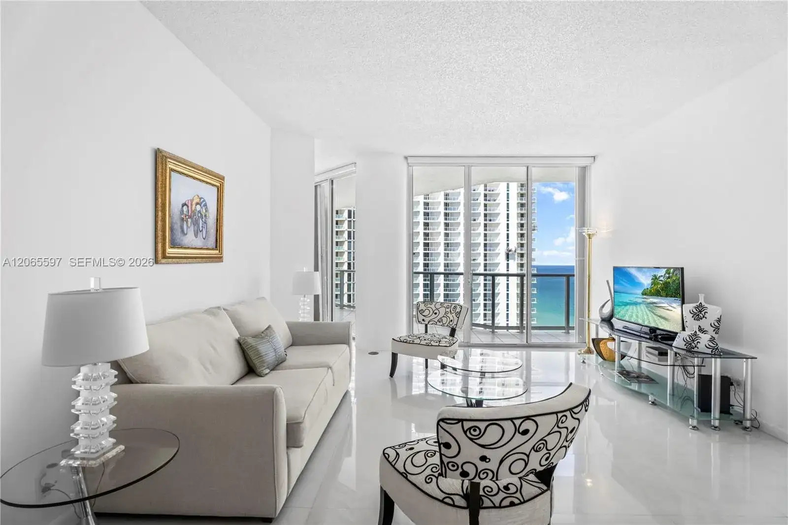 16485 Collins Ave, Sunny Isles Beach FL 33160 photo 4