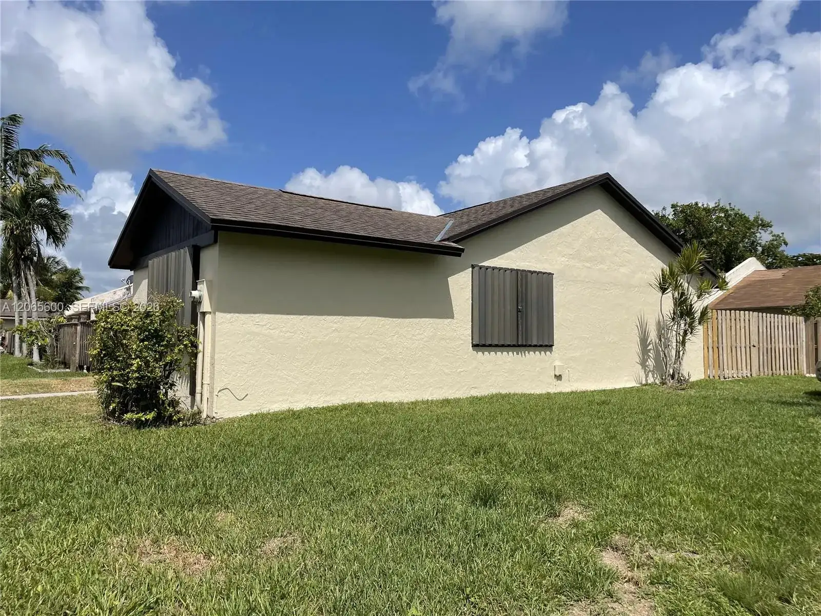 1447 Towhee St, Homestead FL 33035 photo 3