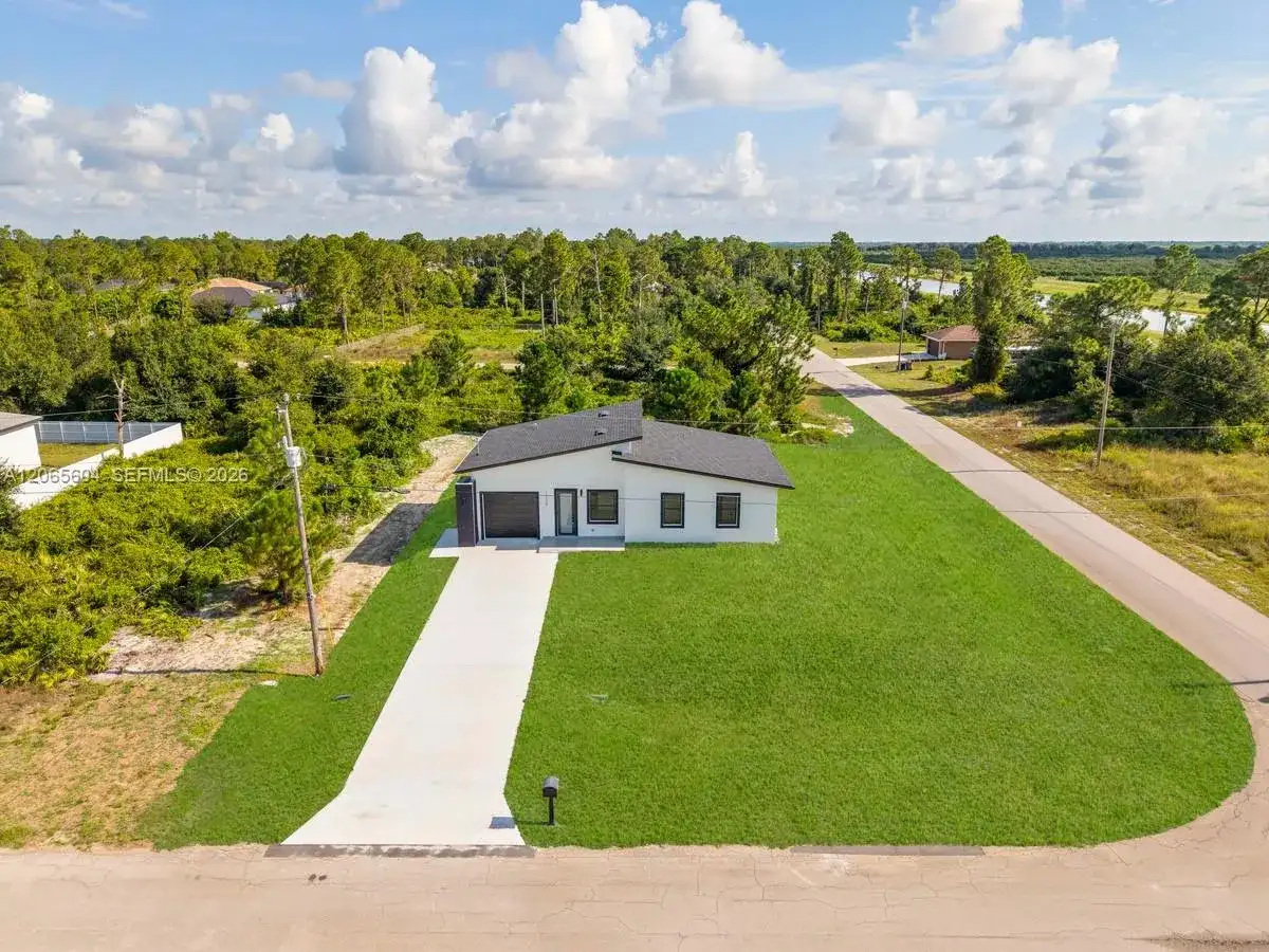 1255 Nimitz, Lehigh Acres FL 33974 photo 3