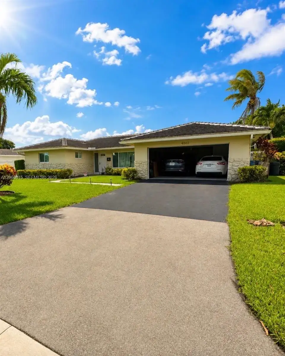 4202 NW 76th Ave # 0, Coral Springs FL 33065