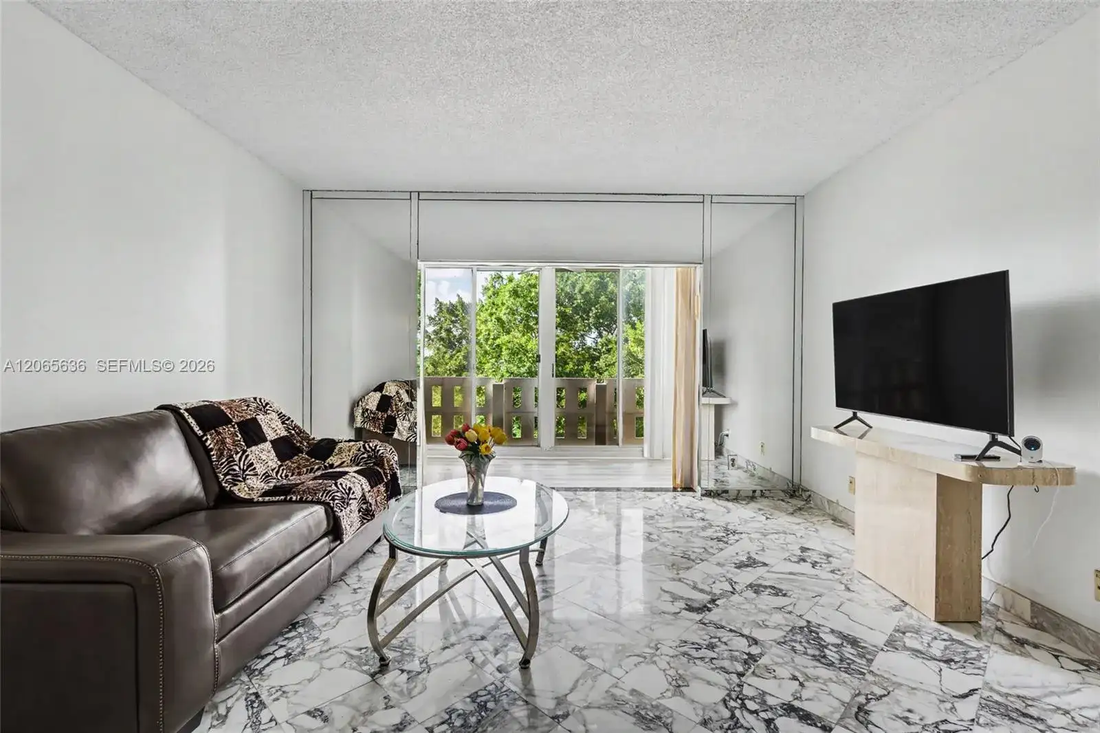 4330 Hillcrest Dr # 405, Hollywood FL 33021 photo 2