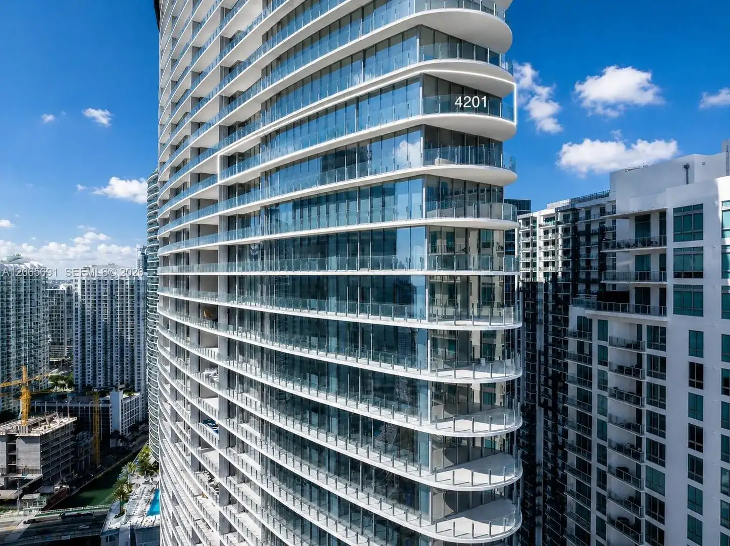 300 Biscayne Boulevard Way # 4201E, Miami FL 33131 photo 4