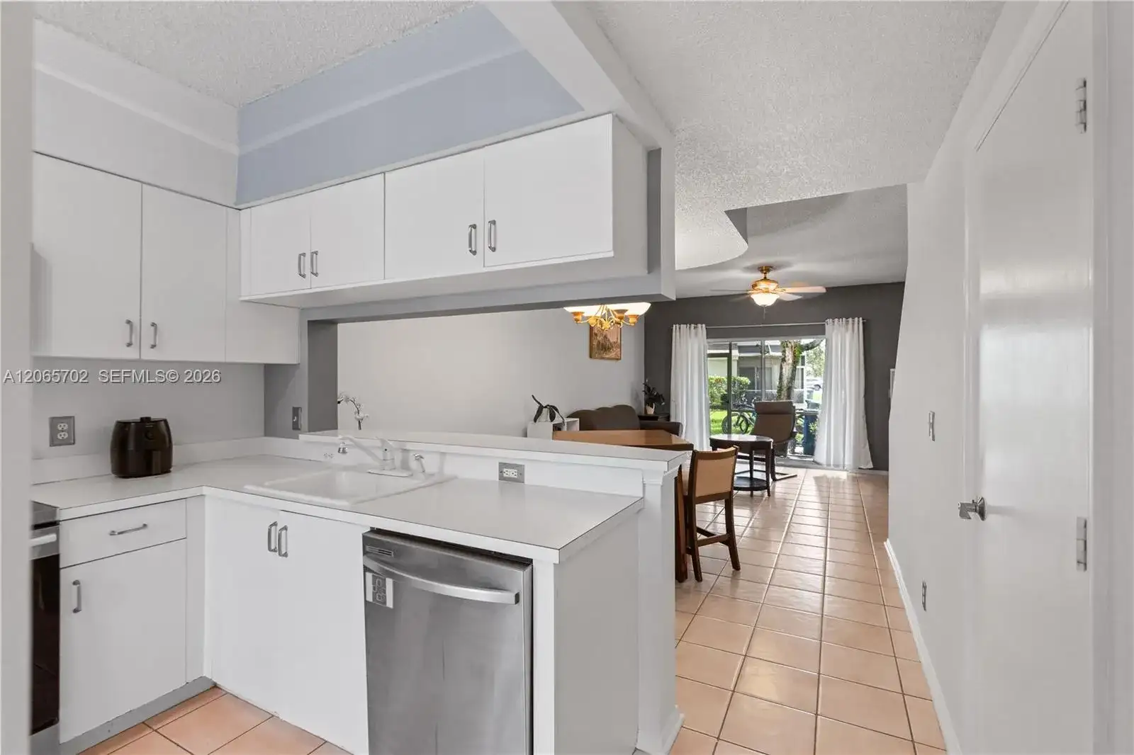 38 Truman Dr, Weston FL 33326 photo 3