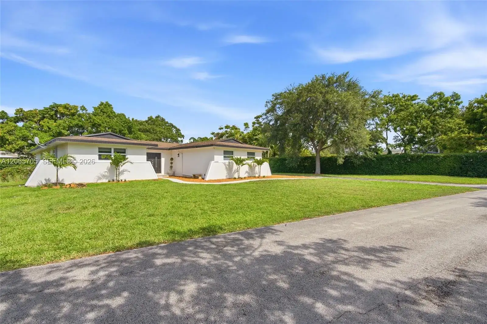10830 SW 79th Ave, Miami FL 33156 photo 2