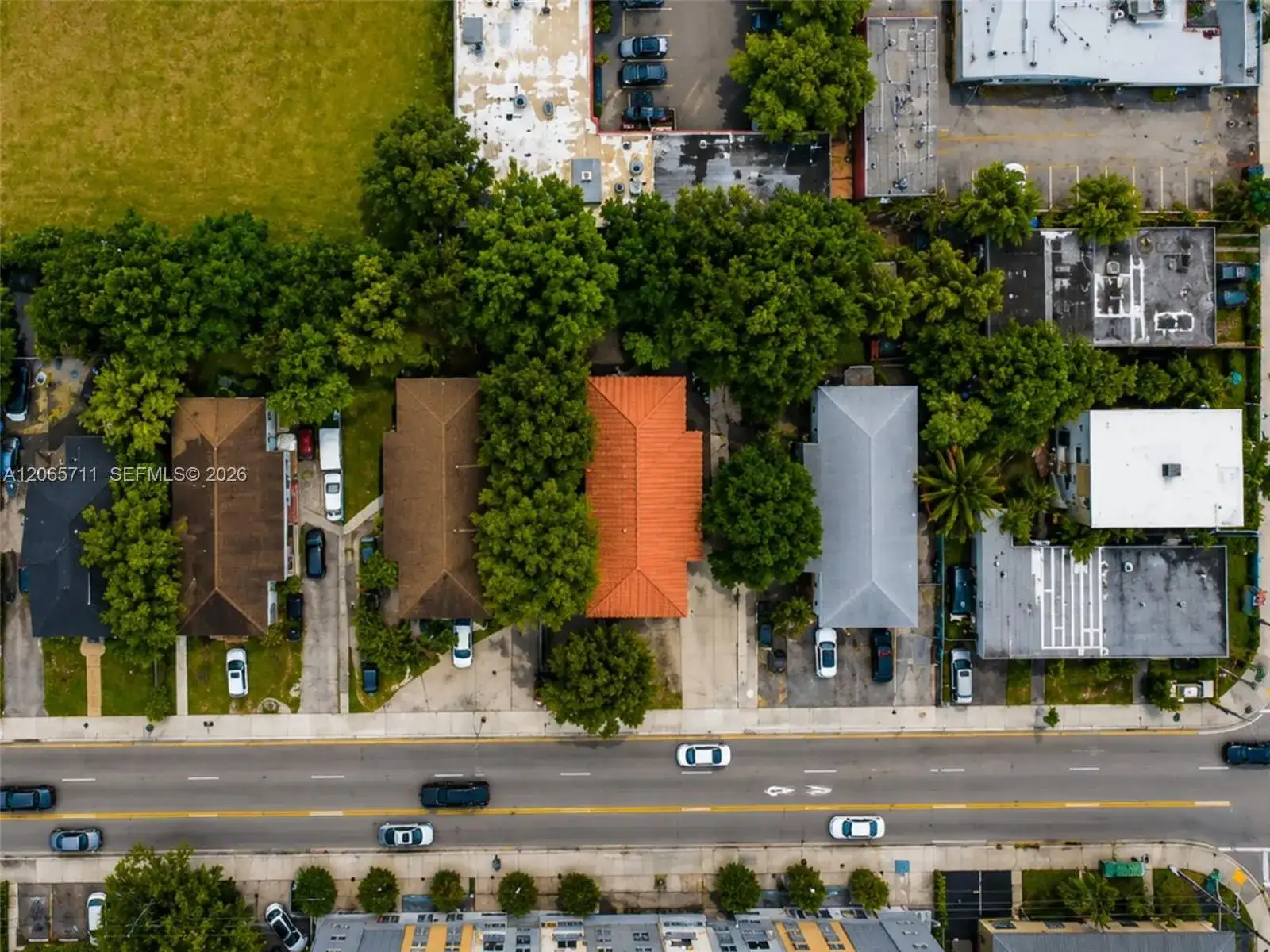 SW 7th Street, Miami FL 33130 photo 2