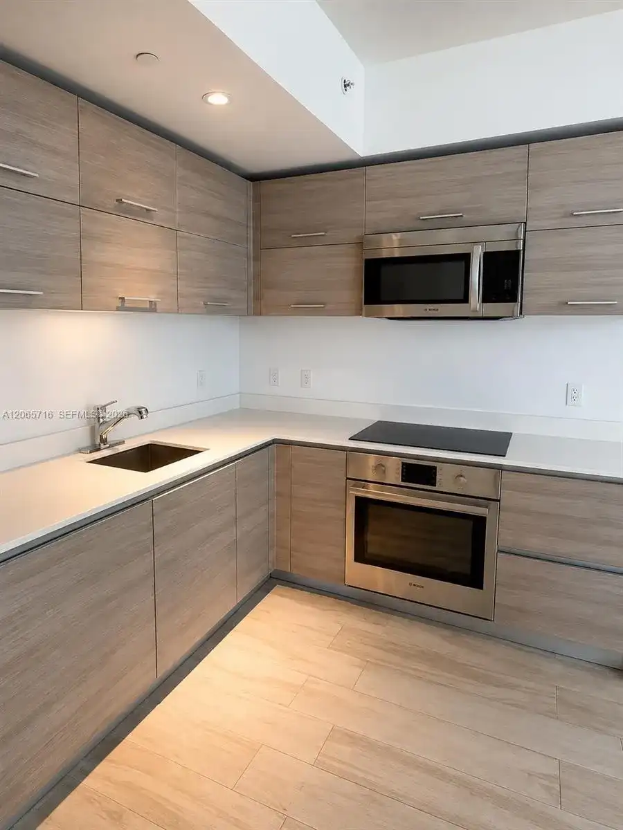 1300 S Miami Ave # 1008, Miami FL 33130