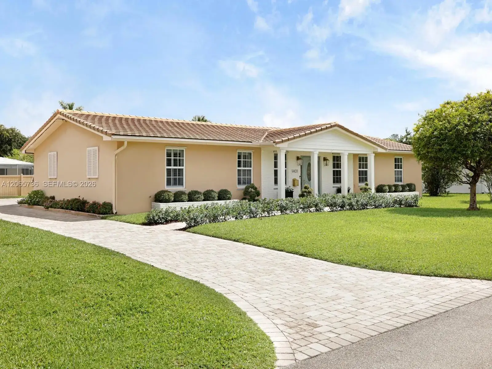 1401 NE 103rd St, Miami Shores FL 33138 photo 2