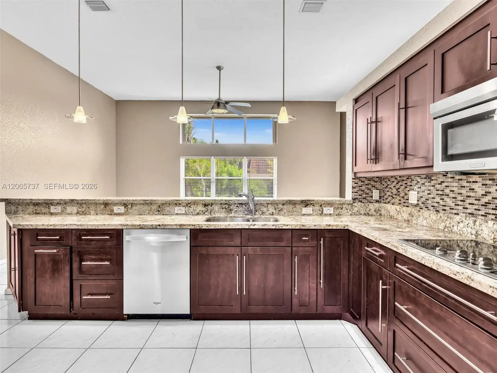 11335 Lake Shore Dr, Cooper City FL 33026 photo 5