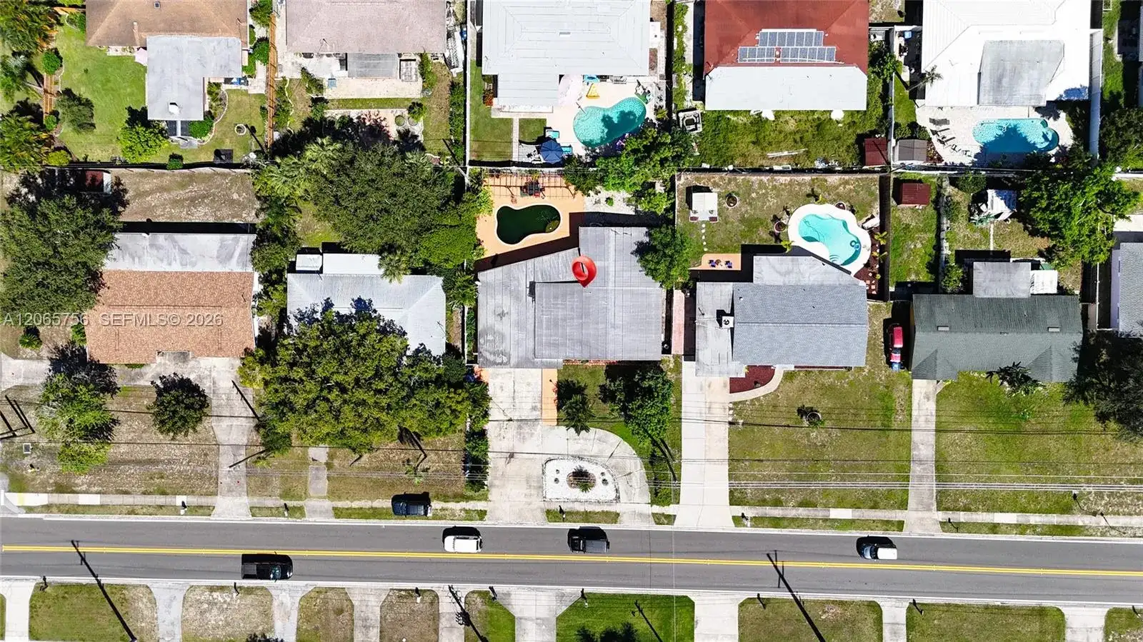 2006 SW 8th ave, Largo FL 33770 photo 2