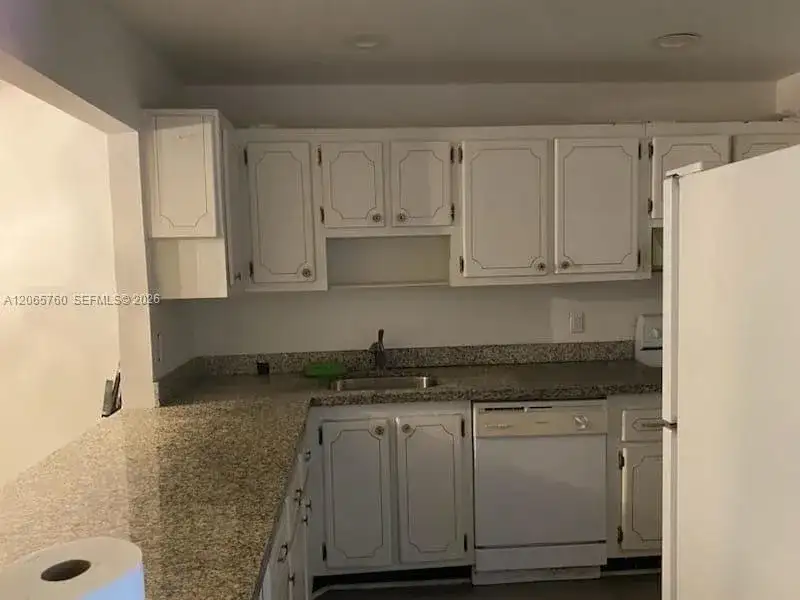 410 SE 2nd St # 408, Hallandale Beach FL 33009 photo 3