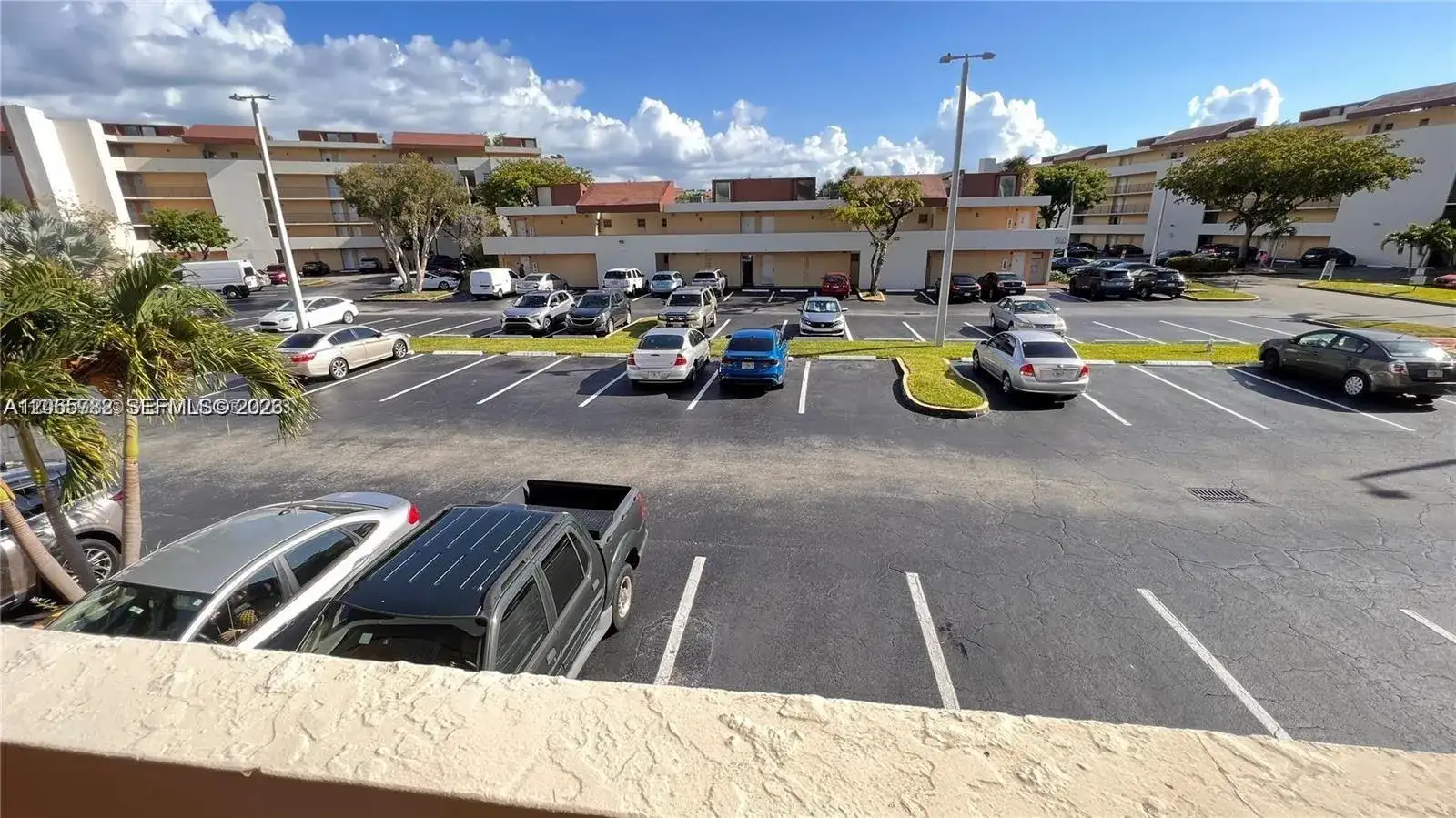8850 Fontainebleau Blvd # 401, Miami FL 33172 photo 3