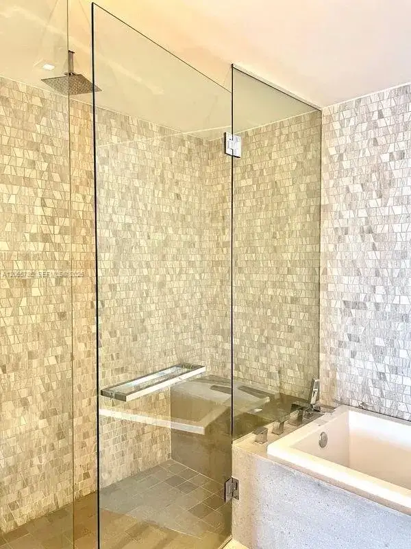 88 SW 7th St # 1908, Miami FL 33130 photo 3