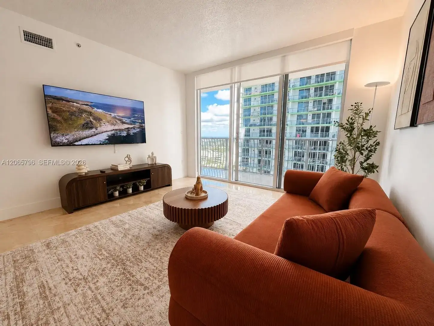 1750 N Bayshore Dr # 2809, Miami FL 33132 photo 3