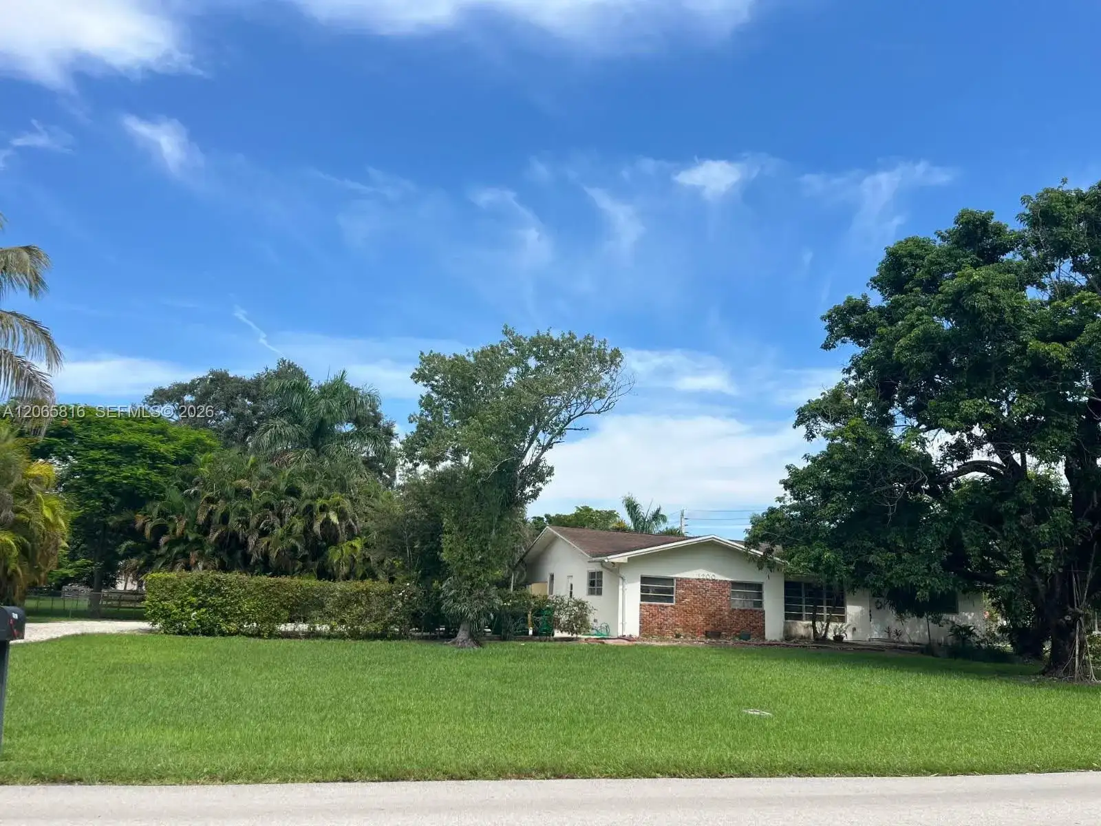 1200 NW 118th Ave, Plantation FL 33323 photo 2