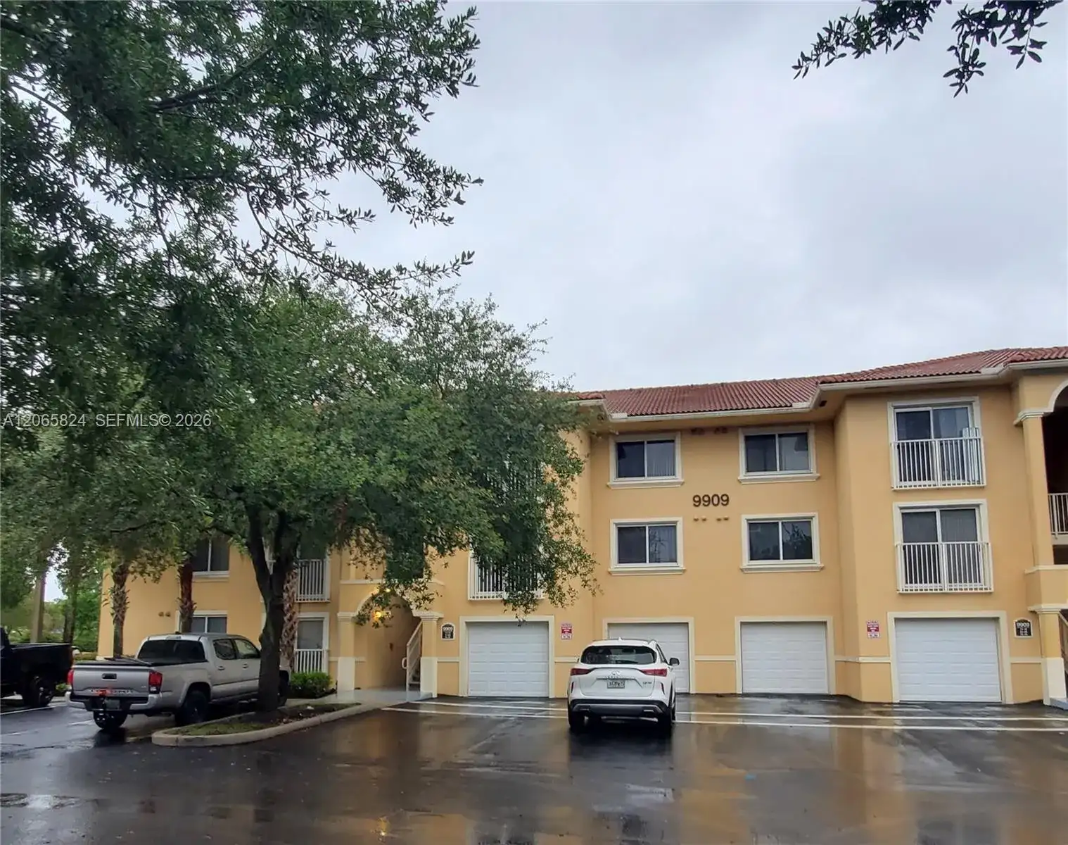 9909 Westwood Dr # 1, Tamarac FL 33321 photo 3