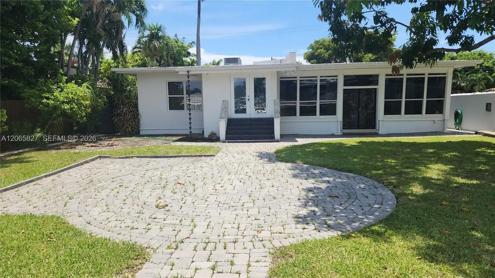 1525 Calais Dr, Miami Beach FL 33141 photo 4