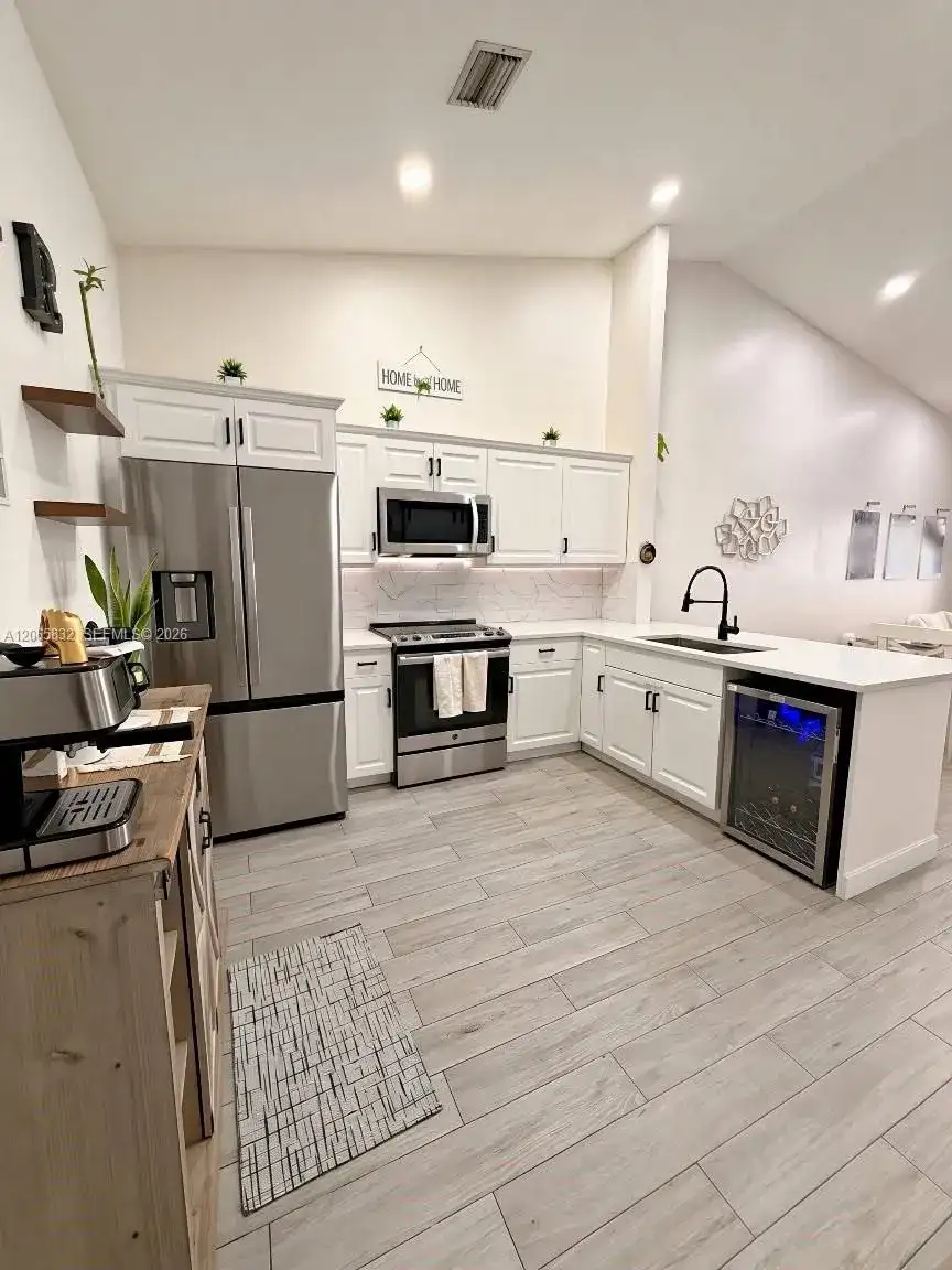 11083 NW 38th Pl, Sunrise FL 33351 photo 5