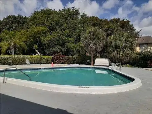 4354 NW 9th Ave # 3F, Deerfield Beach FL 33064 photo 2