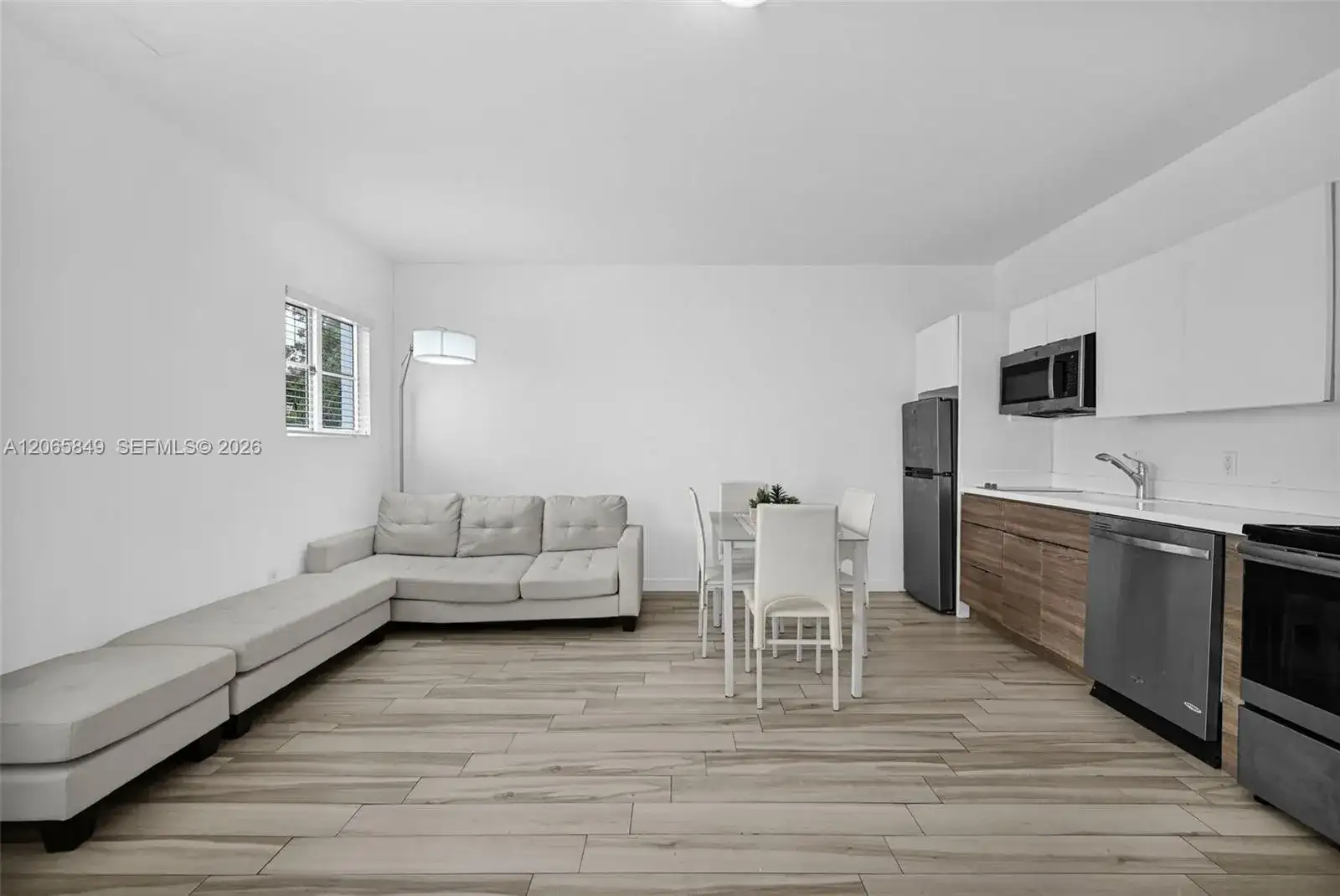1560 Meridian Ave # 207, Miami Beach FL 33139 photo 3