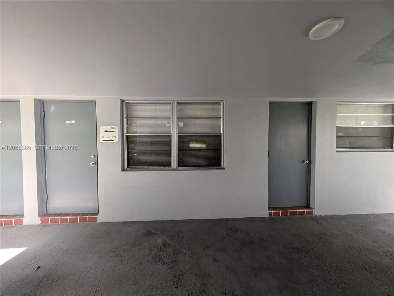 900 Tallwood Ave # 305, Hollywood FL 33021 photo 3