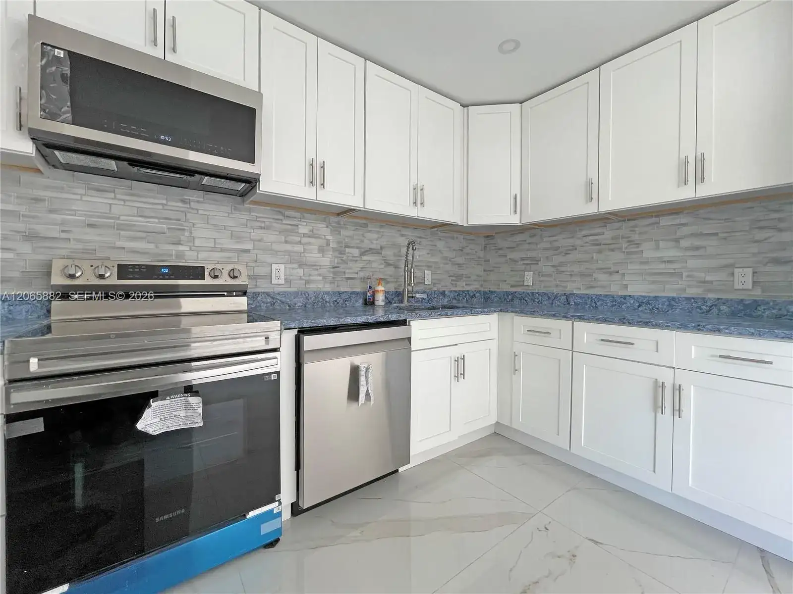 1606 NW 12th Ave, Fort Lauderdale FL 33311 photo 2