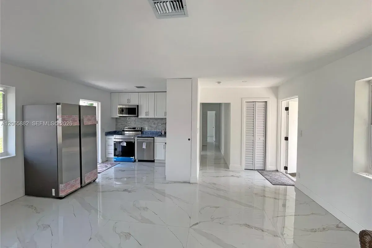 1606 NW 12th Ave, Fort Lauderdale FL 33311