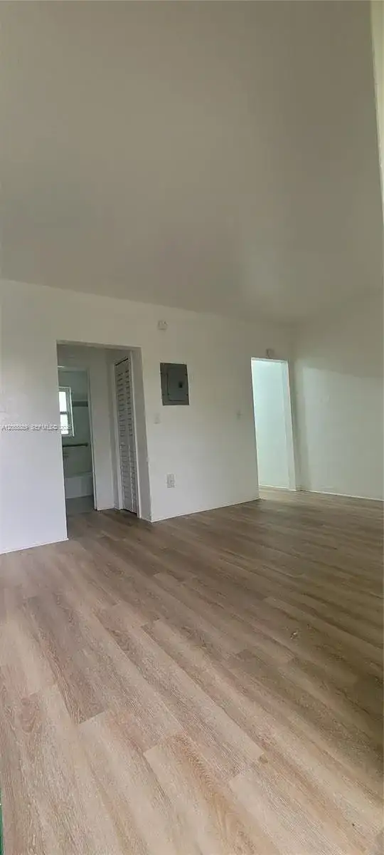 6760 NE 2nd AVE # 1, Miami FL 33138 photo 2