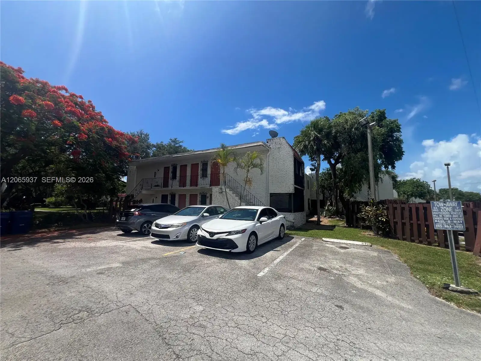8701 SW 141st St # H3, Palmetto Bay FL 33176 photo 2