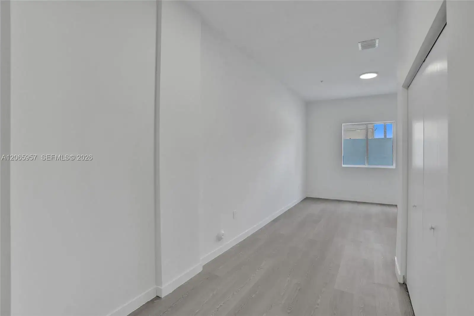 1567 NW 1st St # 6, Miami FL 33125 photo 4