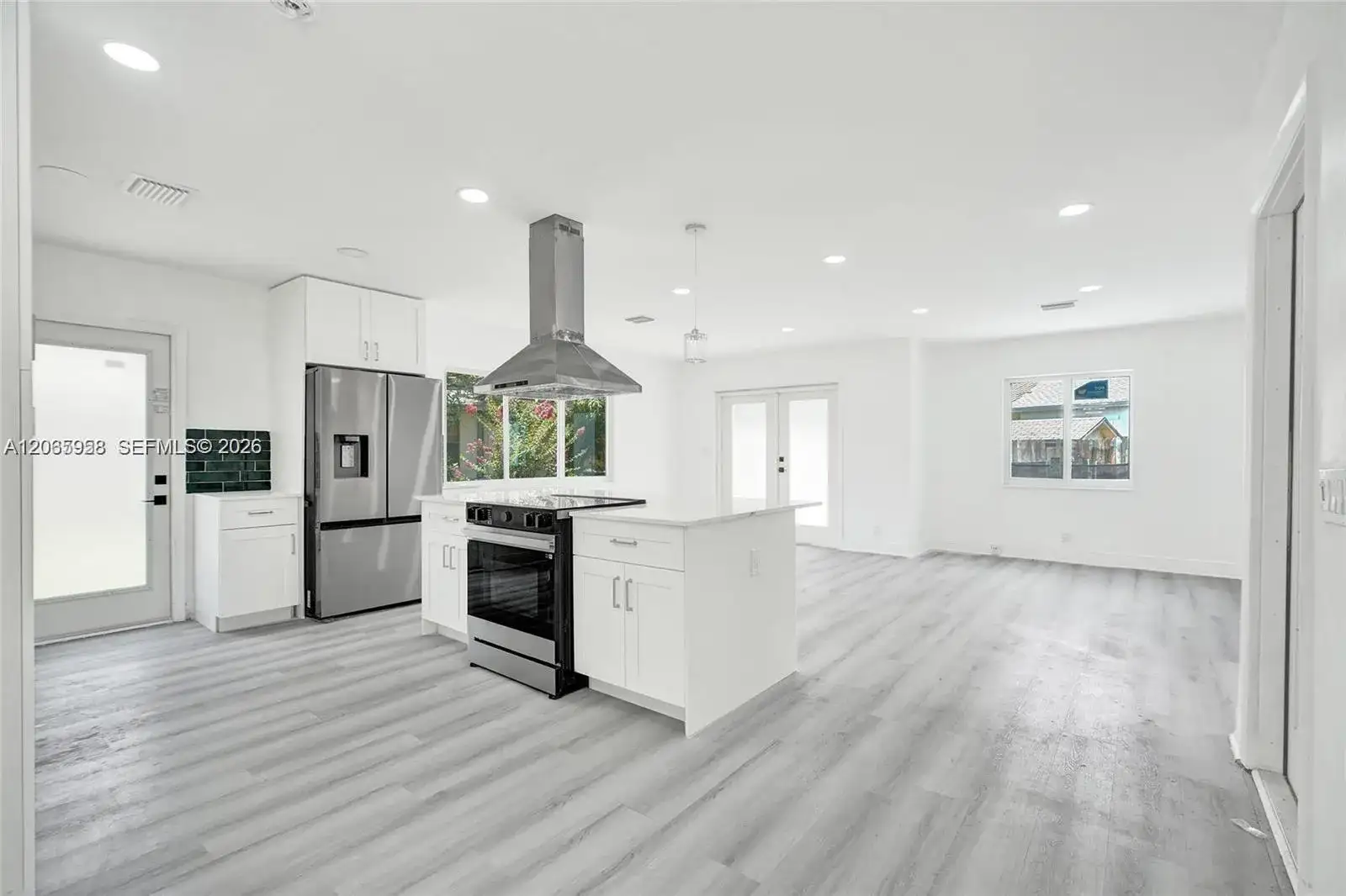 2343 NW 28th St # 1, Oakland Park FL 33311 photo 3
