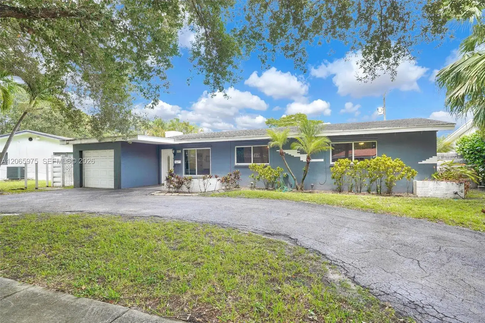 407 S 56th Ter, Hollywood FL 33023 photo 3