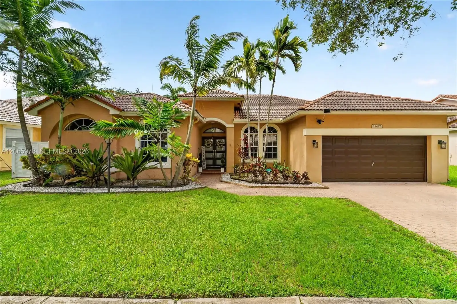 12617 NW 23rd St, Pembroke Pines FL 33028