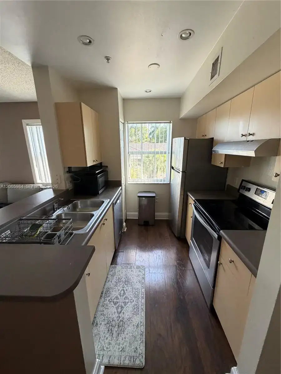 2427 Centergate Dr # 301, Miramar FL 33025 photo 5