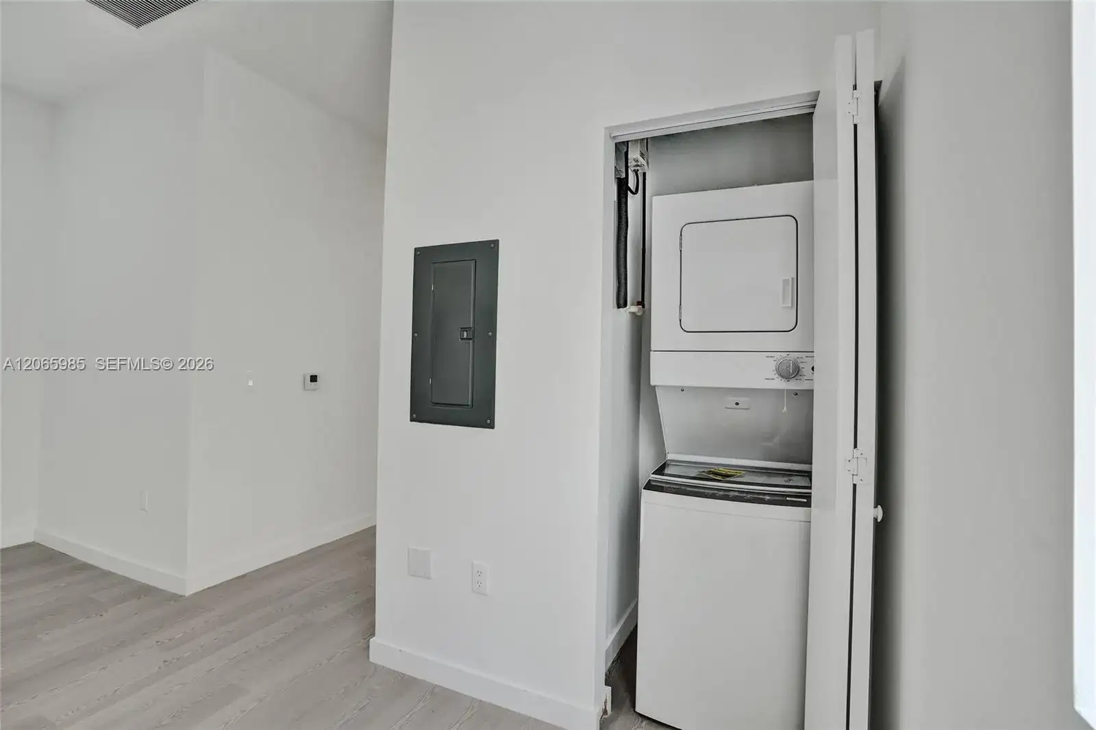 1567 NW 1st St # 14, Miami FL 33125 photo 5