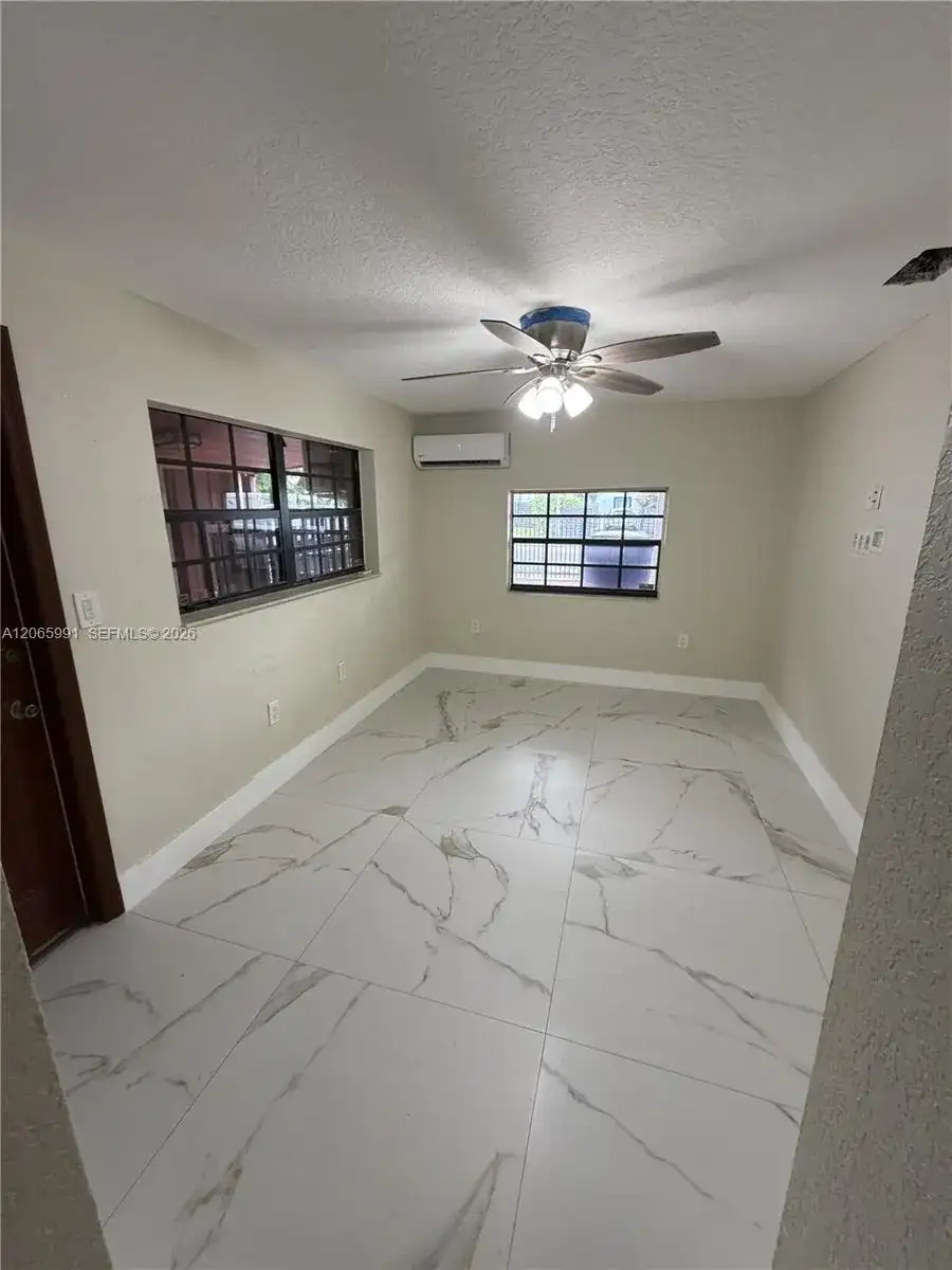 2424 SW 21st Ter, Miami FL 33145 photo 2