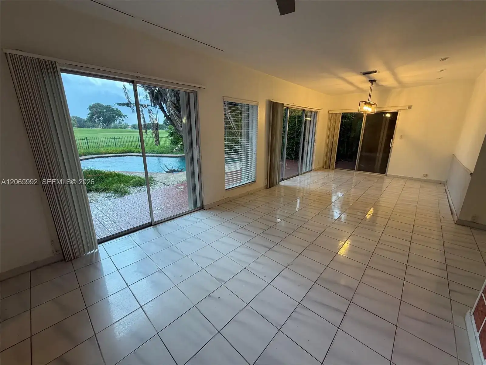 485 S Shore Dr, Miami Beach FL 33141 photo 2