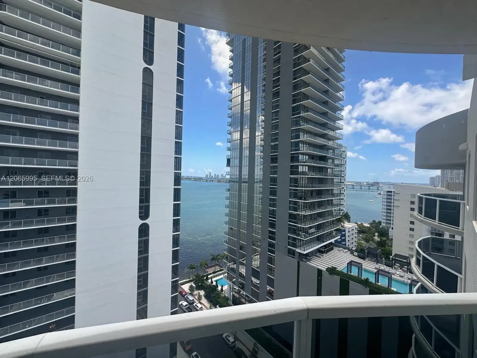 601 NE 23rd St, Miami FL 33137 photo 3