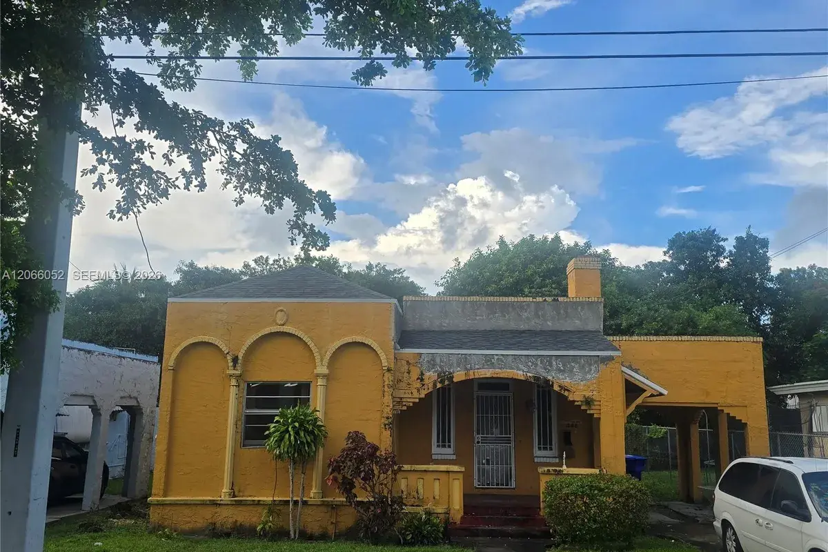 1368 NW 56th St, Miami FL 33142