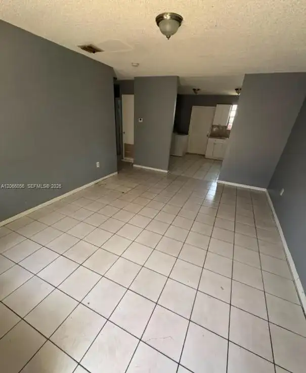1693 NW 8th Ave # 0, Florida City FL 33034 photo 2